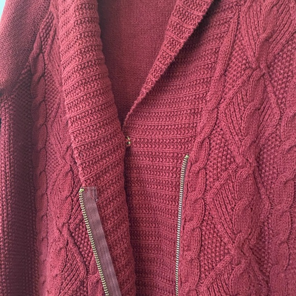 Eddie Bauer maroon sweater - Picture 6 of 7